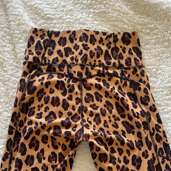 Fabletics Activewear Set - Picture 4 of 5